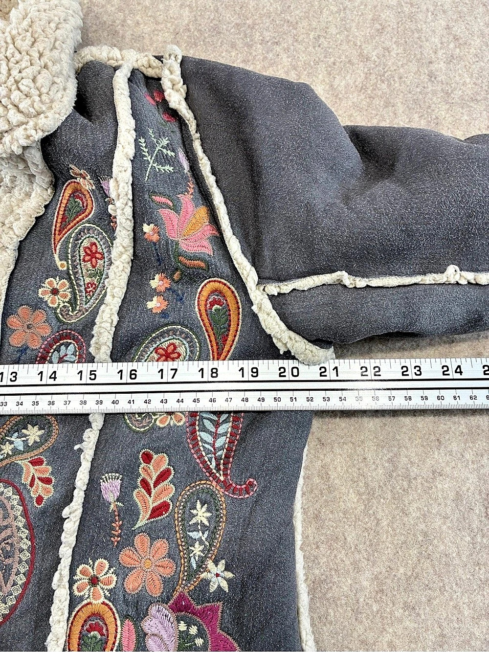 Johnny Was Biya Women's Sherpa Lined Embroidered Paisley Coat Gray Size S - Picture 10 of 16